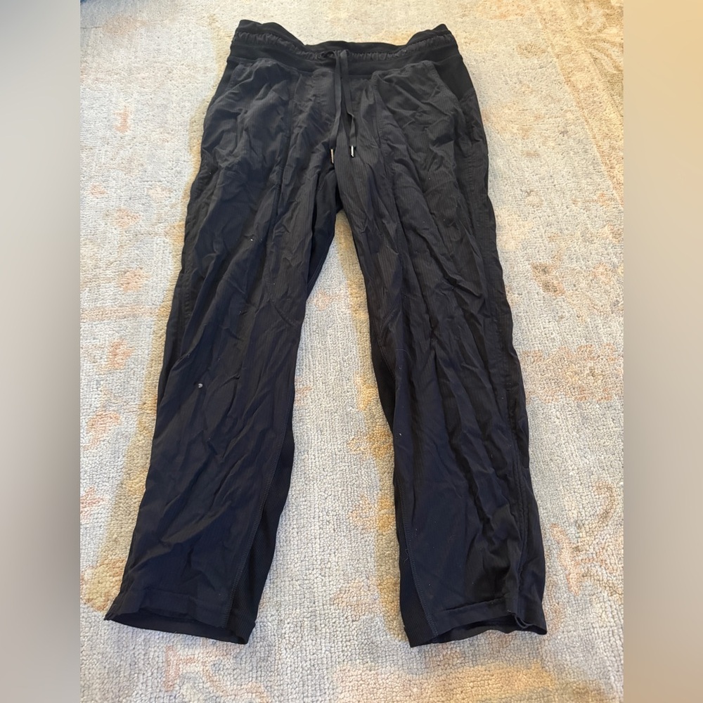 Lululemon Dance Studio Mid-Rise Pant *Short* 28” Size 4